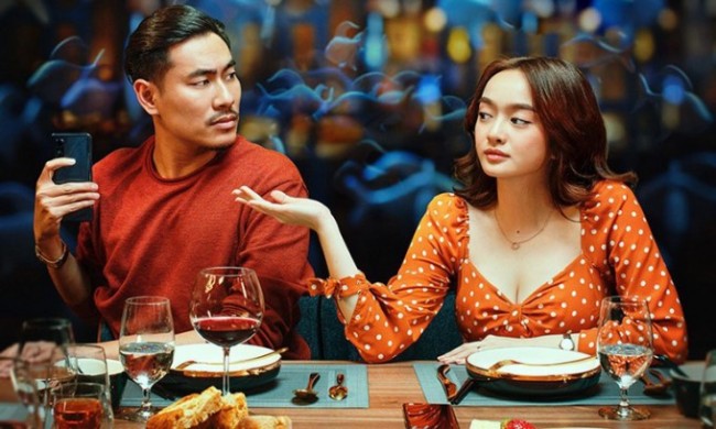 Kaity Nguyễn là mỹ nhân lọt top 100 tỷ đầu tiên với bộ phim điện ảnh "Em chưa 18".
