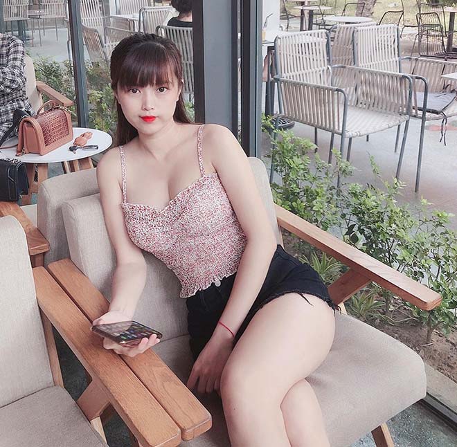 Nguyễn Thanh Hằng (còn gọi là Hằng Nguyễn) là một hot girl phòng Gym có tiếng tại Nghệ An cũng như cộng đồng tập Gym ở Việt Nam, với 90.000 lượt người theo dõi trên trang cá nhân.