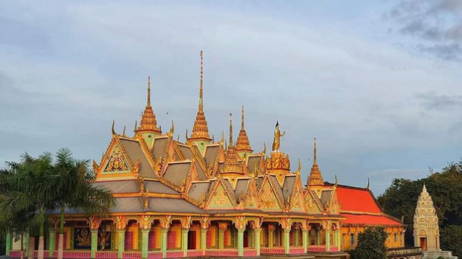 Kiến trúc chùa Som Rong mang đậm nét văn hóa đặc sắc của những ngôi chùa Khmer cổ - Ảnh tổng hợp từ Internet