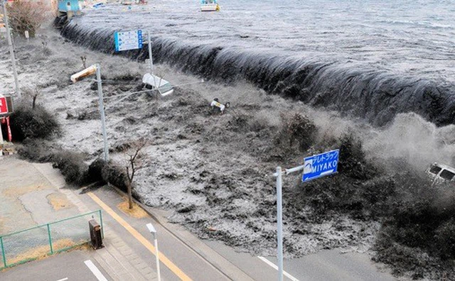 Sóng thần cao tới 39 mét ập vào vùng ven biển ở Nhật Bản cách đây 10 năm.
