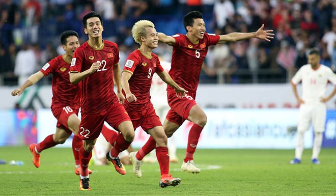 ĐT Việt Nam từng lọt tới tứ kết Asian Cup 2019 cũng trên đất UAE