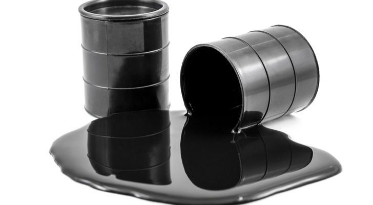 Giá dầu thô tiếp tục giảm