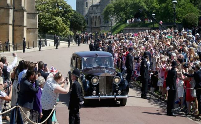 Trong đám cưới thế kỷ giữa Hoàng tử Harry và Nữ công tước Meghan, mẫu xe này cũng được sử dụng.&nbsp;
