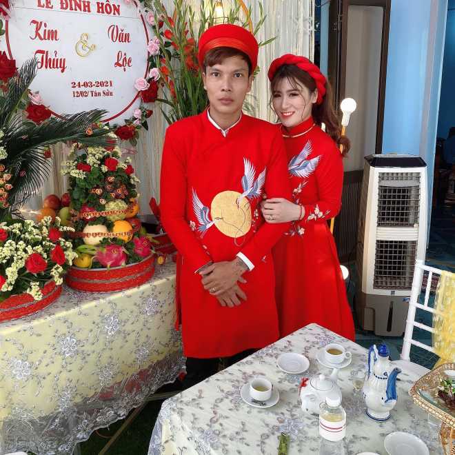 Hình ảnh Lộc Fuho và vợ trong lễ đính hôn&nbsp;