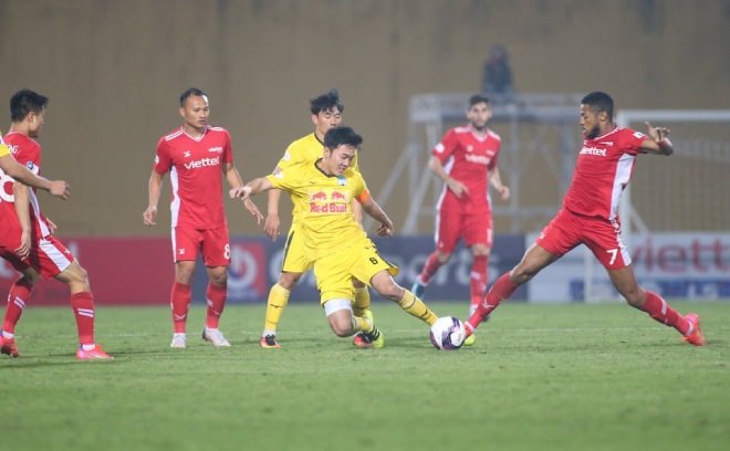 Cuộc chạm trán đương kim vô địch Viettel trên sân Hàng Đẫy, thuộc khuôn khổ&nbsp;vòng 5 V-League được xem là thử thách khó khăn nhất của HAGL kể từ đầu mùa&nbsp;