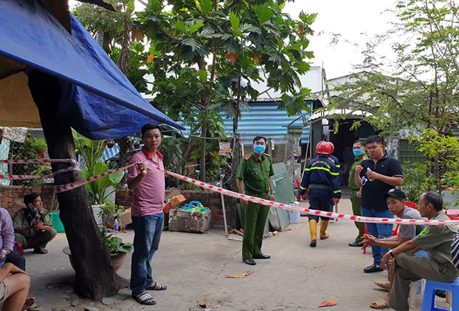 Công an phong tỏa hiện trường vụ cháy nhà khiến 3 người trong cùng một gia đình tử vong