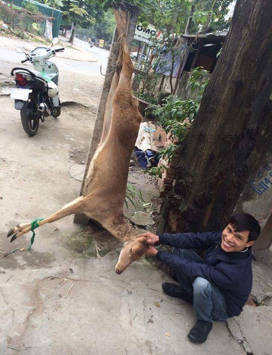 Vừa làm đầu bếp, anh Kiên vừa nhận set up một số nhà hàng, quán ăn chuẩn bị khai trương hoặc hướng dẫn một số quán nhậu các món ăn cơ bản.