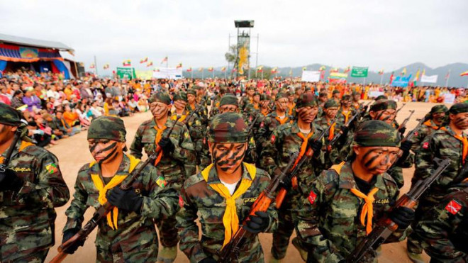 Các binh sĩ thuộc Hội đồng Khôi phục bang Shan (RCSS). Ảnh: REUTERS