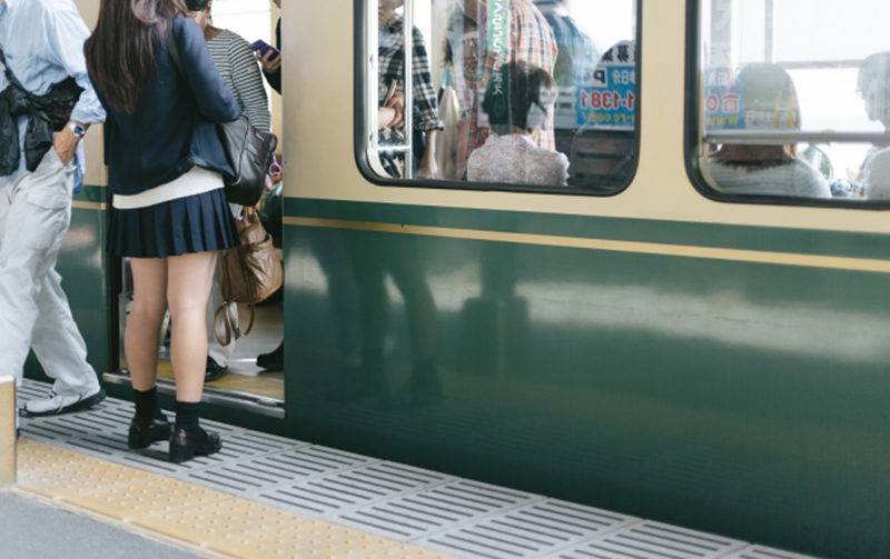 Có nhiều câu chuyện xoay quanh bộ đồng phục của nữ sinh Nhật Bản.