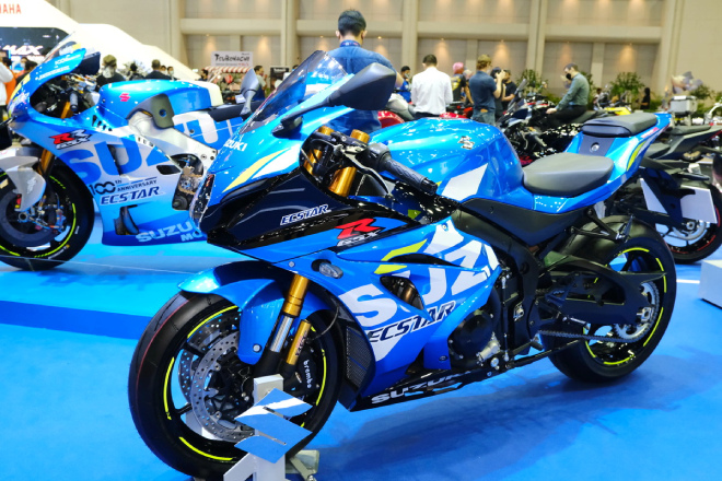 Còn đây là siêu mô tô Suzuki GSX-R1000R.