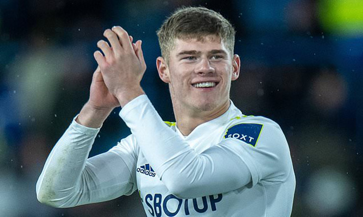 Hậu vệ thuộc đội U20 Anh và CLB Leeds&nbsp;Charlie Cresswell được cả MU và Liverpool thèm muốn