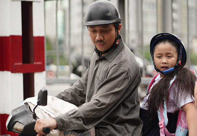 &#34;Trấn Thành làm bố&#34; khiến triệu người rơi lệ, lập kỷ lục 420 tỷ có &#34;đắt giá&#34; bằng những ông bố màn ảnh này? - 2