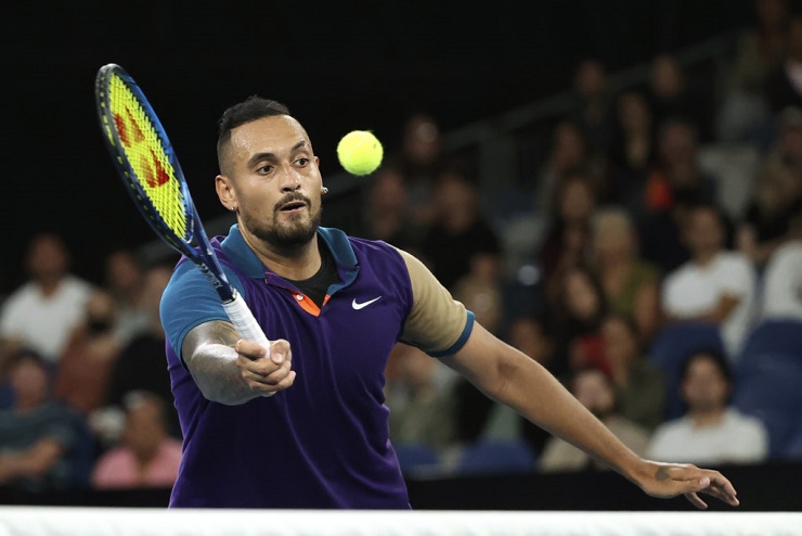 Kyrgios rút lui khỏi Melbourne Summer Set