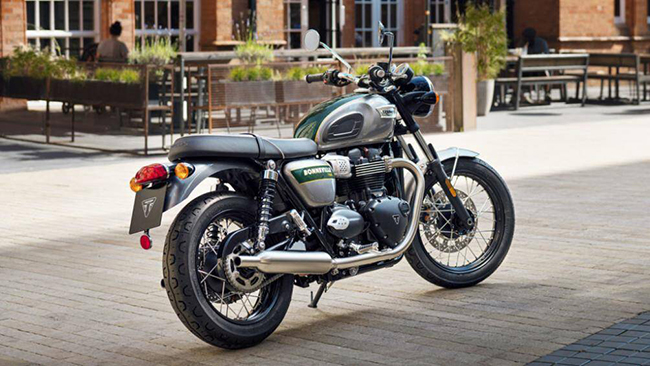 1. Triumph Bonneville T120 Gold Line
