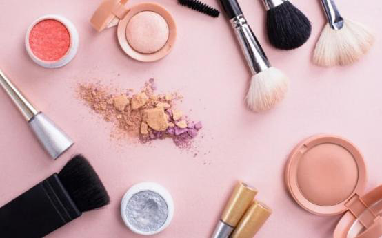 Các tín đồ make up nên tránh 4 điều này để bảo vệ làn da