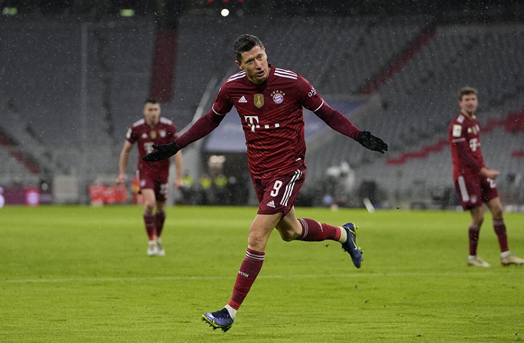 Lewandowski tiếp tục ghi bàn cho Bayern Munich