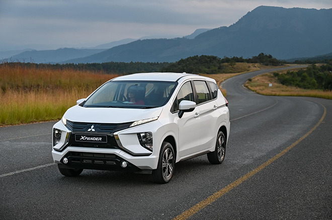 Giá xe Mitsubishi Xpander tháng 1/2022, hỗ trợ 100% phí trước bạ - 1