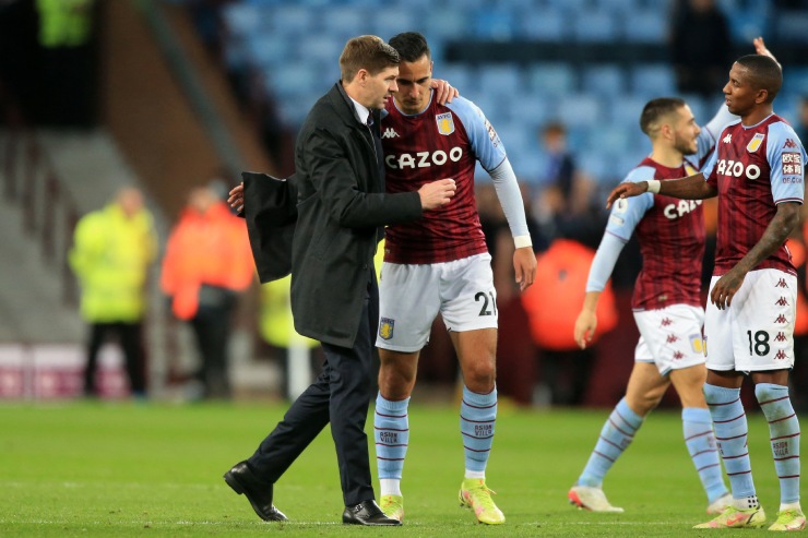 Gerrard đang giúp Aston Villa "hồi sinh"