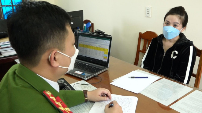 Nguyễn Thị Cẩm Nhung tại cơ quan điều tra
