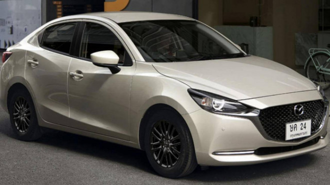Mazda 2 2022 ra mắt Thái Lan với 4 phiên bản động cơ xăng và 1 phiên bản diesel cho cả 2 biến thể sedan và hatchback