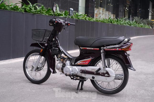 Honda Dream đời 2002 nguyên bản rao bán 300 triệu đồng - 9