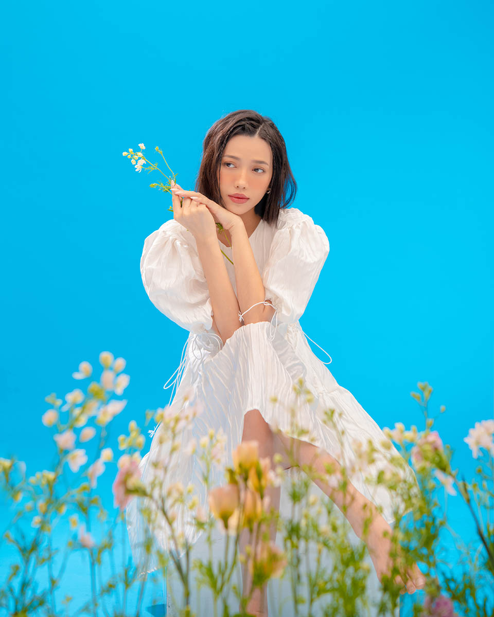 Diệu Nhi hiện là một trong những nghệ sĩ được đông đảo khán giả yêu thích. Sự xuất hiện của cô là bảo chứng cho thành công của các dự án, show truyền hình...