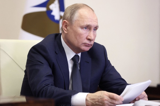 Ông Putin đưa ra chiến lược chớp nhoáng và cứng rắn khiến Mỹ, phương Tây lúng túng.