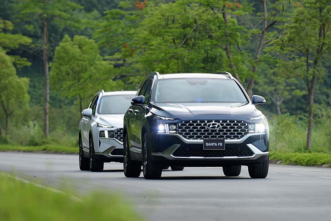 Giá xe Hyundai Santa Fe lăn bánh tháng 1/2022, giảm 50% phí trước bạ - 1