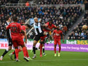 Bóng đá - Video bóng đá Newcastle - Watford: &quot;Thiếu gia&quot; mừng hụt vì bàn thắng phút 88 (Vòng 22 Ngoại hạng Anh)