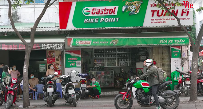 Bảo dưỡng và thay nhớt Castrol POWER1 cho sẽ là bước đầu tiên trong hành trình chinh phục các mục tiêu xê dịch năm 2022 của Khoa