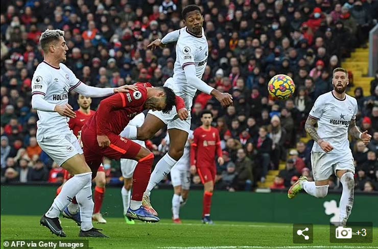 SAO Nhật Bản lập kỳ tích đúng sinh nhật, Liverpool nhận tin dữ đấu Arsenal - 2