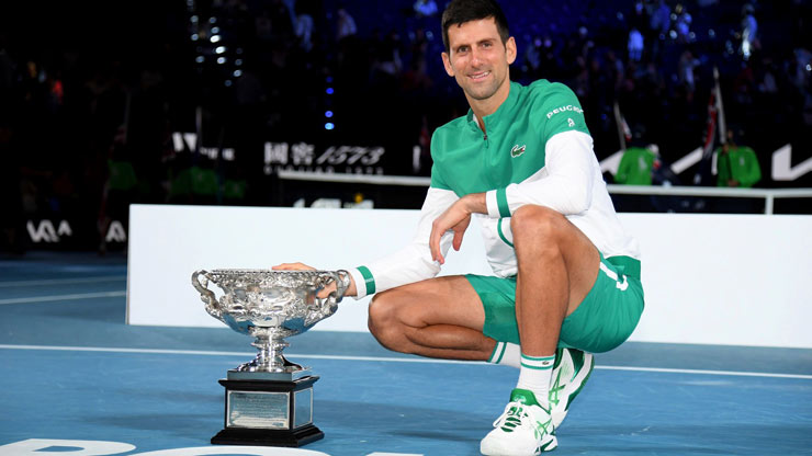 Nole bị trục xuất dù đang là đương kim vô địch Australian Open và giữ kỷ lục 9 lần đăng quang Grand Slam này