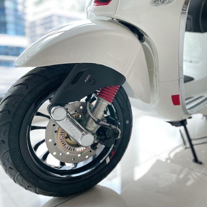 Bảng giá Vespa Sprint giáp Tết Nhâm Dần 2022 - 3