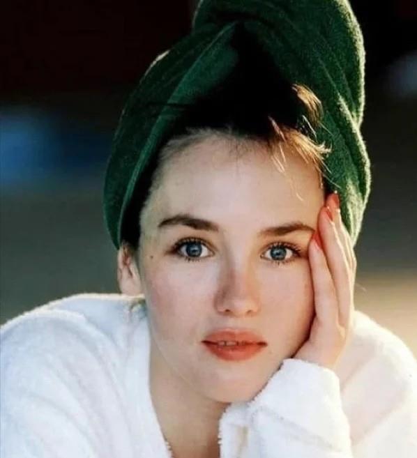 Isabelle Adjani giữ nhan sắc đắm say lòng người - 7