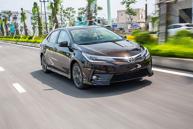 Giá xe Toyota Corolla Altis tháng 1/2022, hỗ trợ 40 triệu đồng phí trước bạ - 10