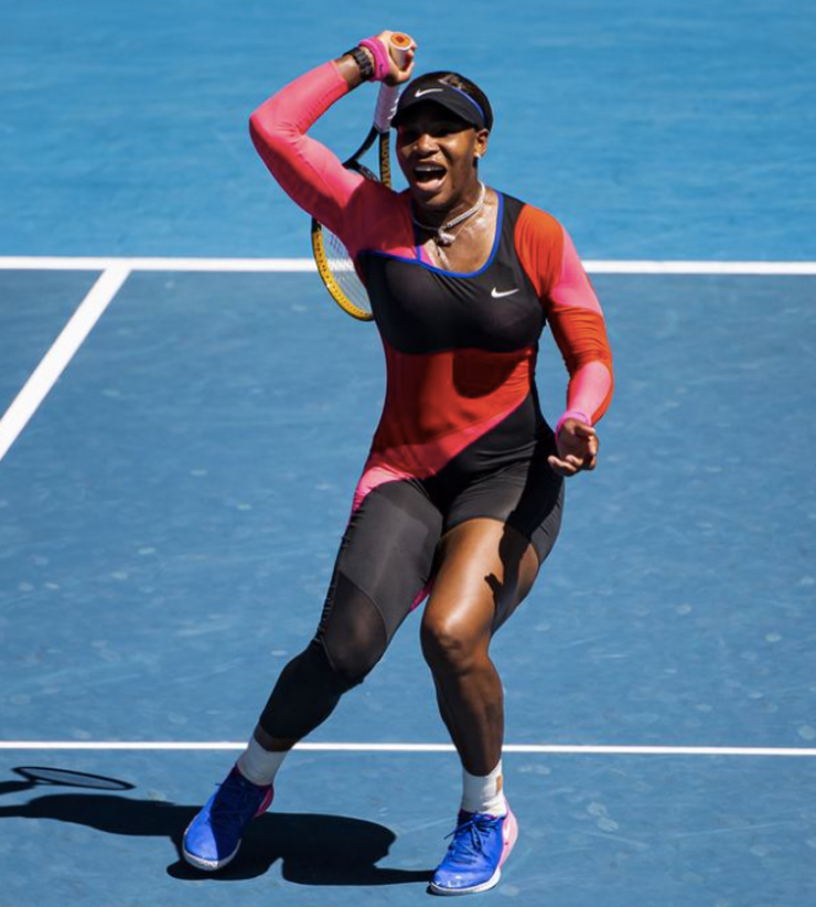 Trang phục của Serena Williams 2022 rất mỏng, nhẹ, có lỗ thoáng khí giúp VĐV thoải mái khi thi đấu