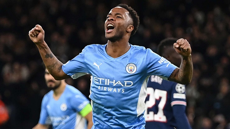 Sterling không còn thường xuyên đá chính cho Man City mùa này