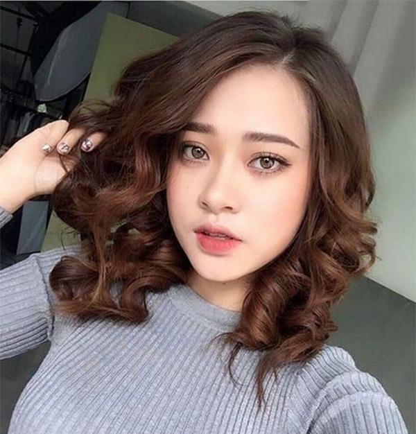 Tóc uốn đuôi: Top 42 kiểu đẹp trẻ trung hot nhất hiện nay - 26