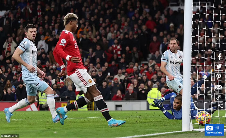 Rashford ghi bàn thắng giúp MU thoát hiểm đúng phút bù giờ cuối cùng để "kết liễu" West Ham
