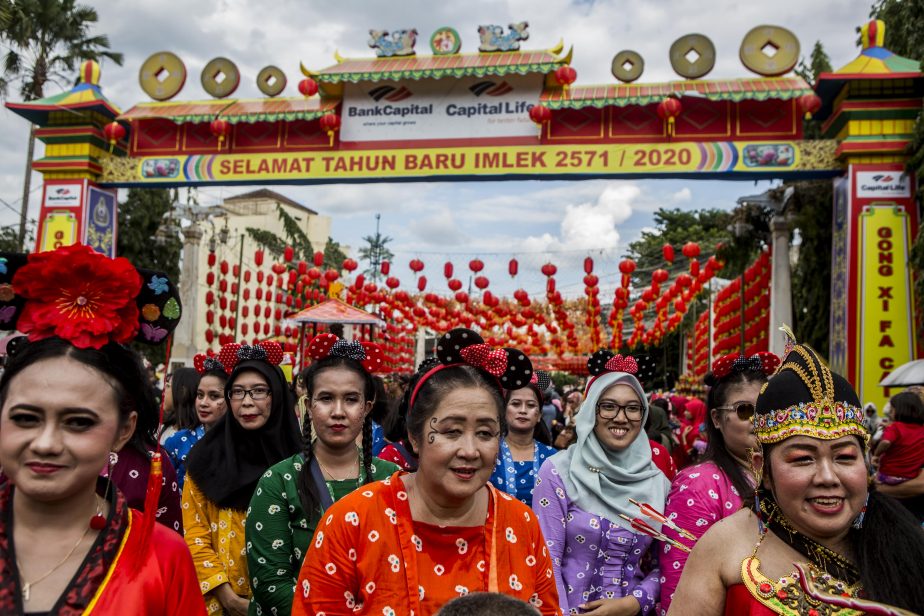 Người dân Indonesia tưng bừng tham gia lễ hội Tết Nguyên đán, không có sự phân biệt văn hóa, dân tộc (ảnh: Jakarta Globe)