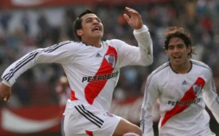 &nbsp;Alexis Sanchez &amp; Radamel Falcao (River Plate, 2007-2008)