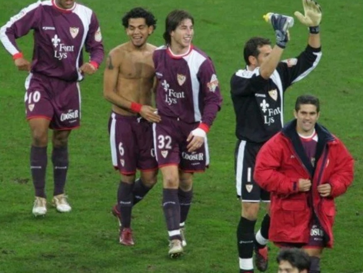 Dani Alves &amp; Sergio Ramos (Sevilla, 2004-2005)