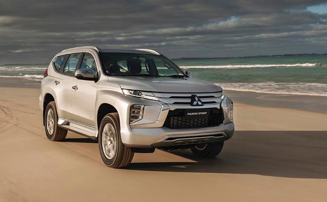 Giá xe Mitsubishi Pajero Sport tháng 1/2022, hỗ trợ 50% phí trước bạ - 3