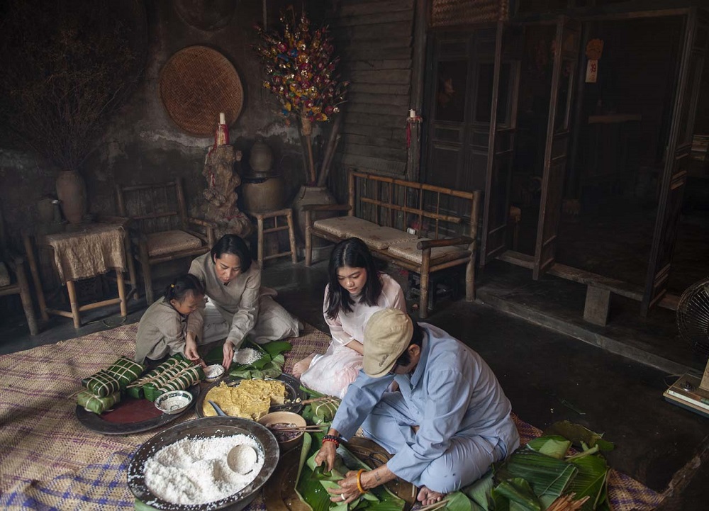 Tết Nguyên đán là dịp để người Việt quây quần bên gia đình (ảnh: Vietvisiontravel)