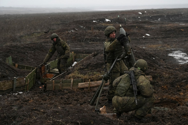 Binh sĩ Nga trong một cuộc tập trận ở vùng Rostov - Nga hôm 22-1. Ảnh: Reuters