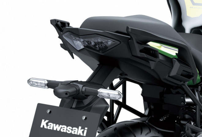 Cận cảnh Kawasaki Versys 650 2022, giá 315 triệu đồng - 9