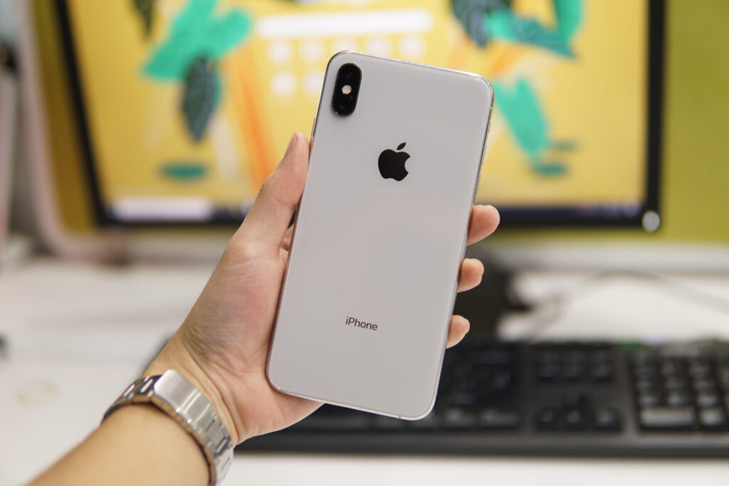 4 mẫu iPhone cũ đáng mua nhất thời điểm đầu năm 2022 - 2