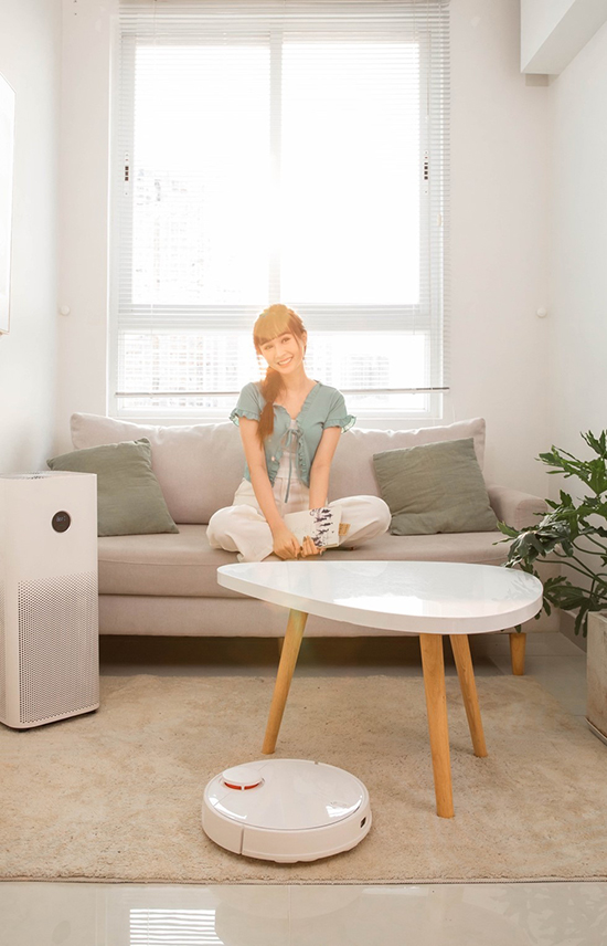 Robot hút bụi lau nhà, hút bụi cầm tay là các sản phẩm bán chạy tại CellphoneS