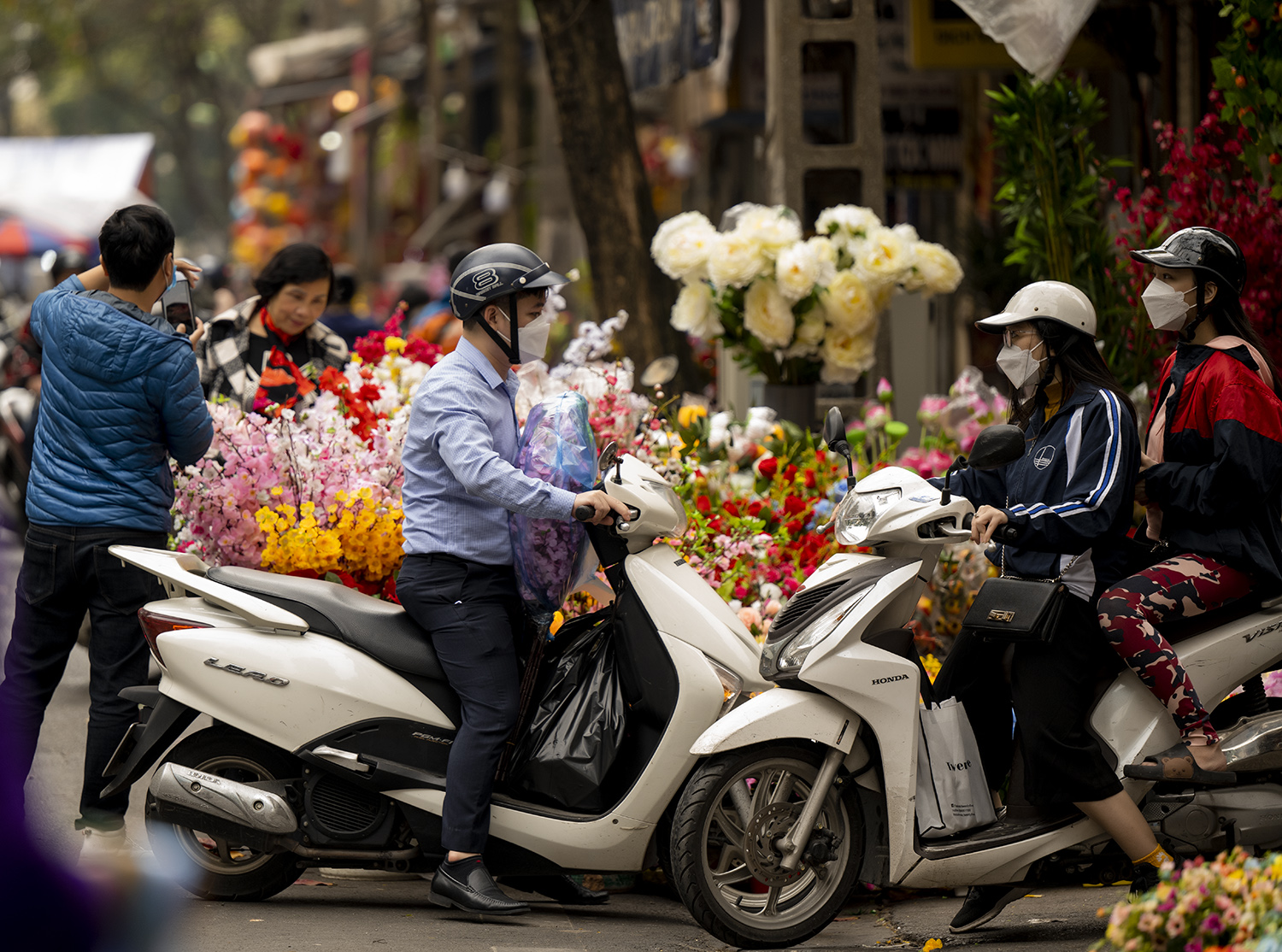 Ngày giáp Tết trên phố phường Hà Nội - 3