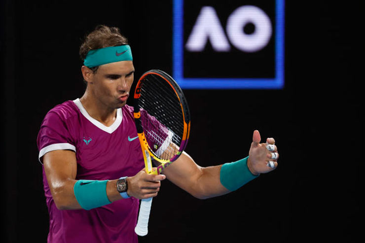 Rafael Nadal kiềm chế cơn giận dữ cực giỏi khi anh không có thói quen phá hỏng các cây vợt, khác hẳn Daniil Medvedev hay nhiều tay vợt khác